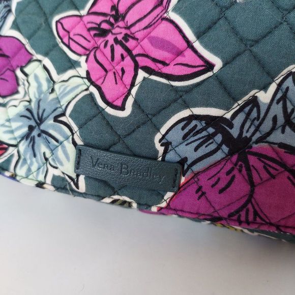 VERA BRADLEY Adorable Blue Green Floral Shoulder Bag - Picture 2 of 9